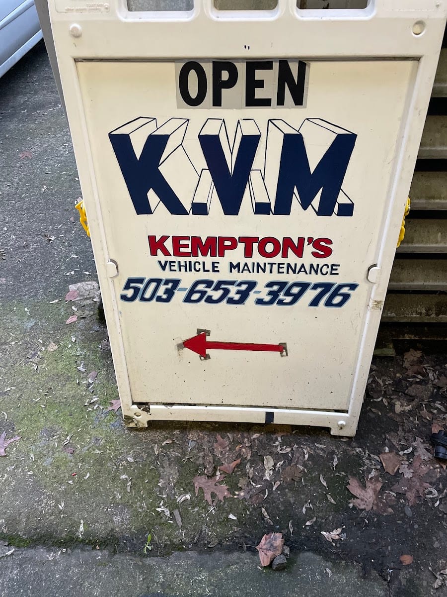 Kempton's Vehicle Maintenance, photo 3