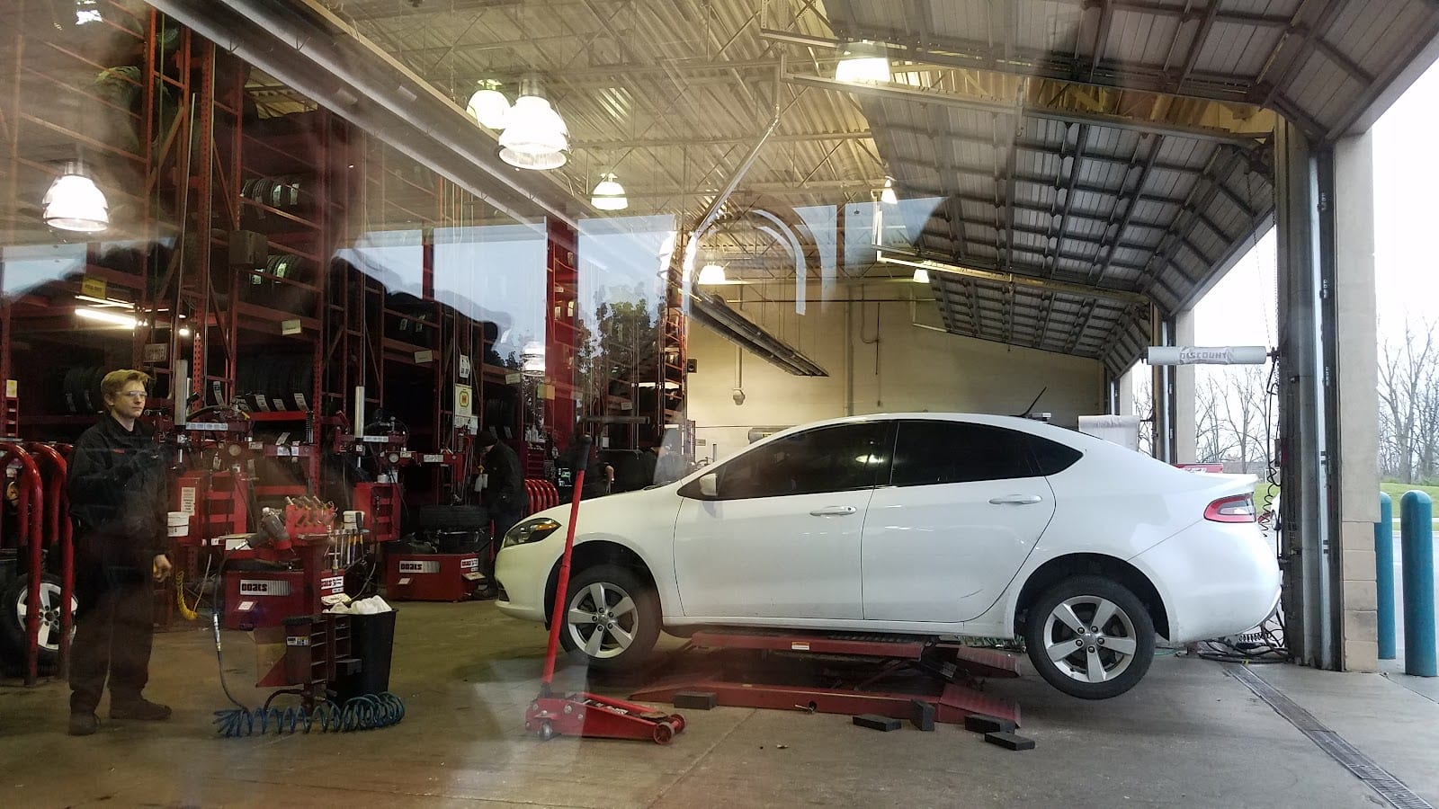Discount Tire, photo 2