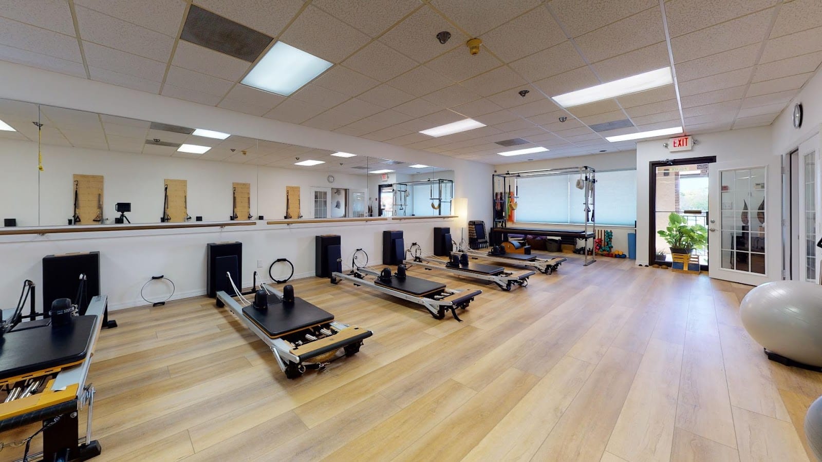 Pilates Reformer Instructor