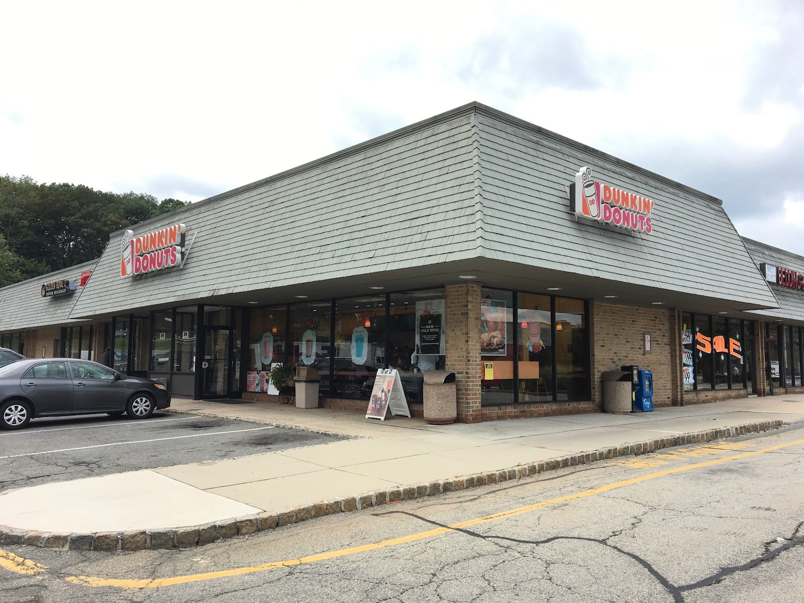 Dunkin', photo 2