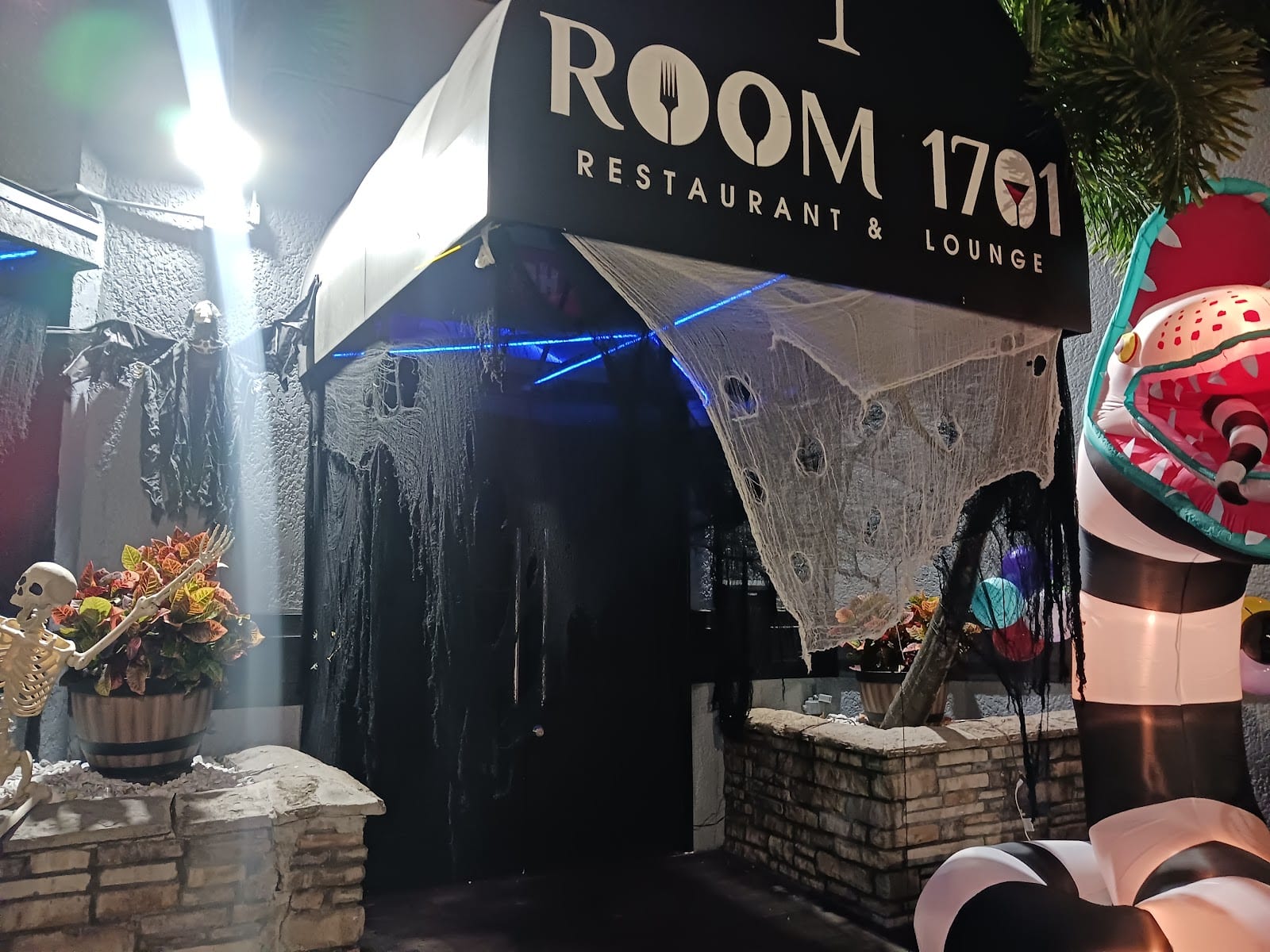 Room 1701 Restaurant Lounge, photo 2