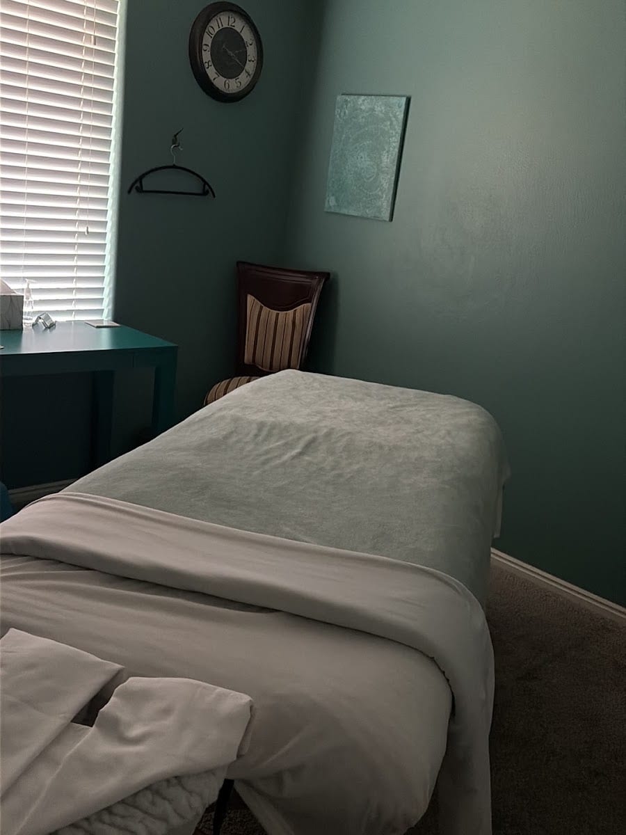 Beautiful Massage with Jennifer Huffman, photo 2