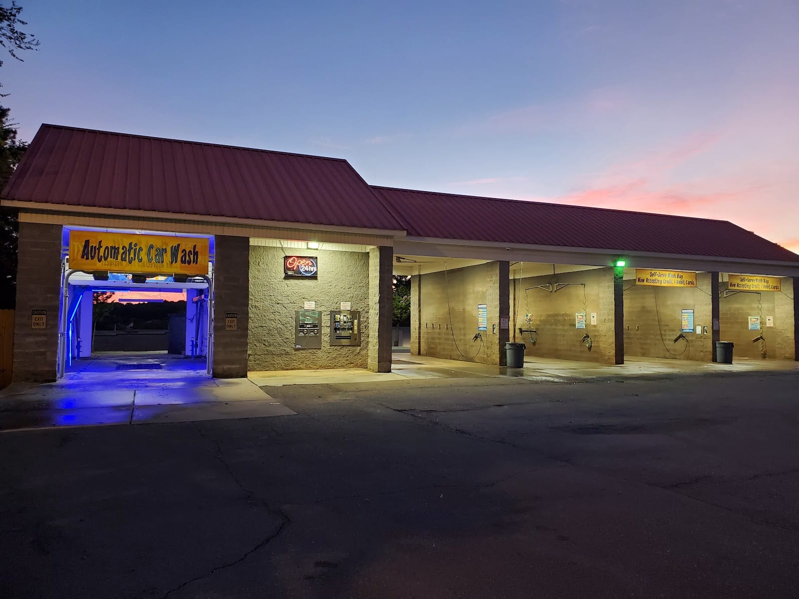 Royal Rinse Car Wash, photo 2