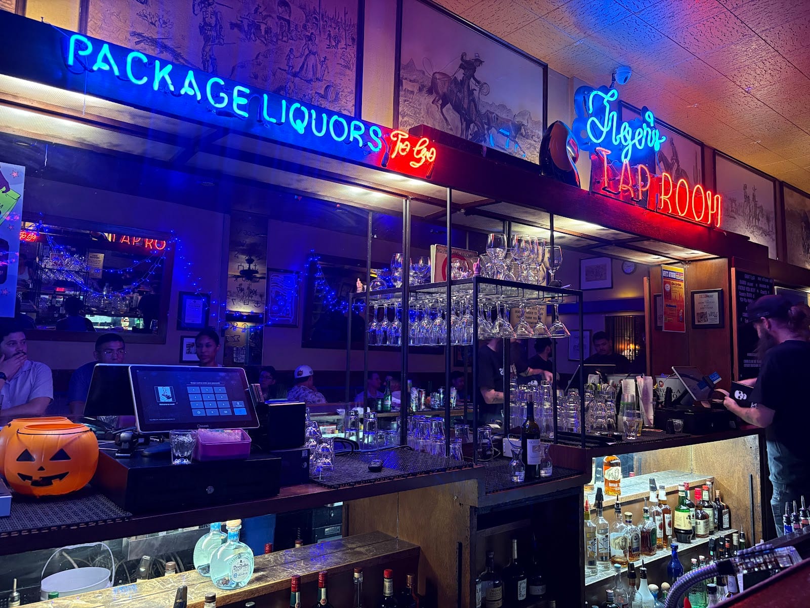 Congress Tap Room, photo 2