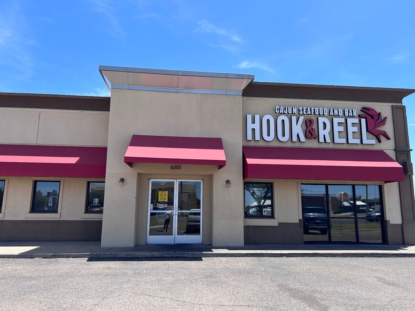 Hook & Reel Cajun Seafood & Bar, photo 2