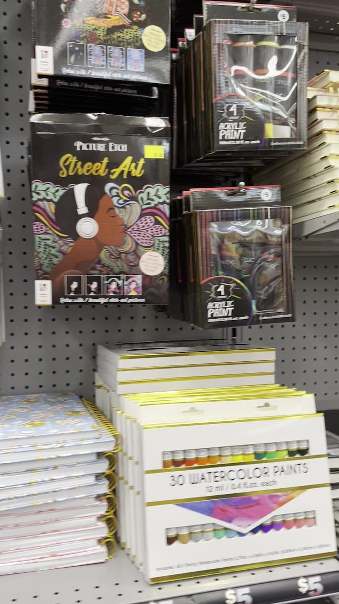 Five Below, photo 2
