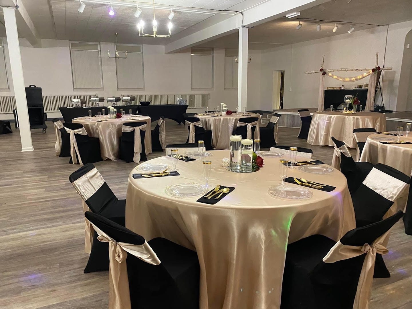 Noir Lux Venue