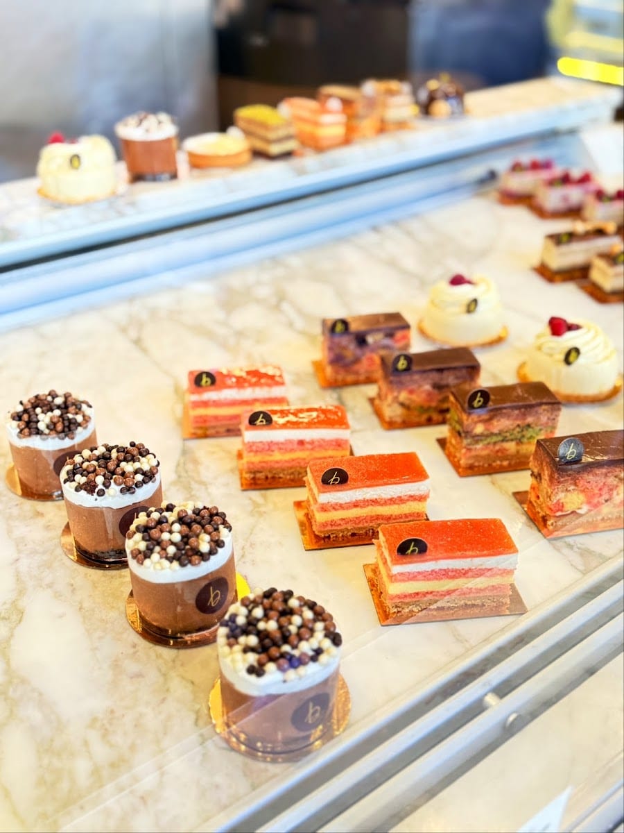 b. patisserie, photo 3
