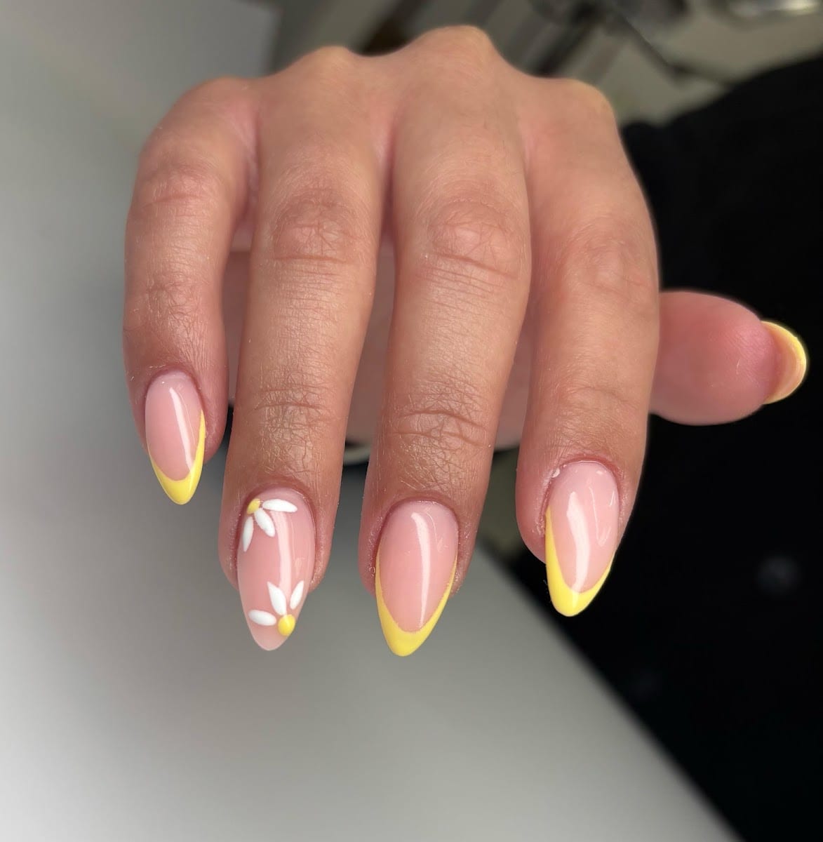 D’ Mia Beauty Salon