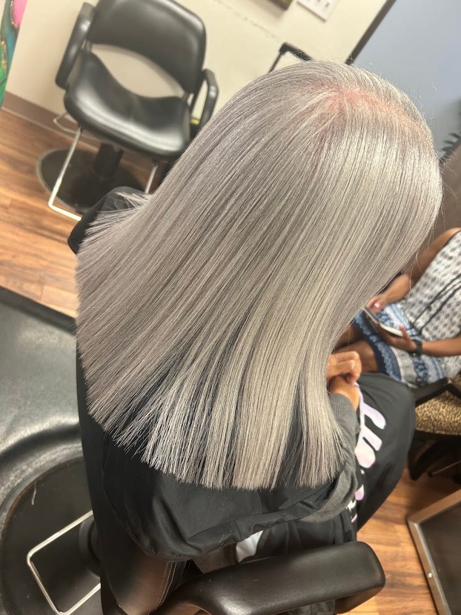 Hair Studio 18