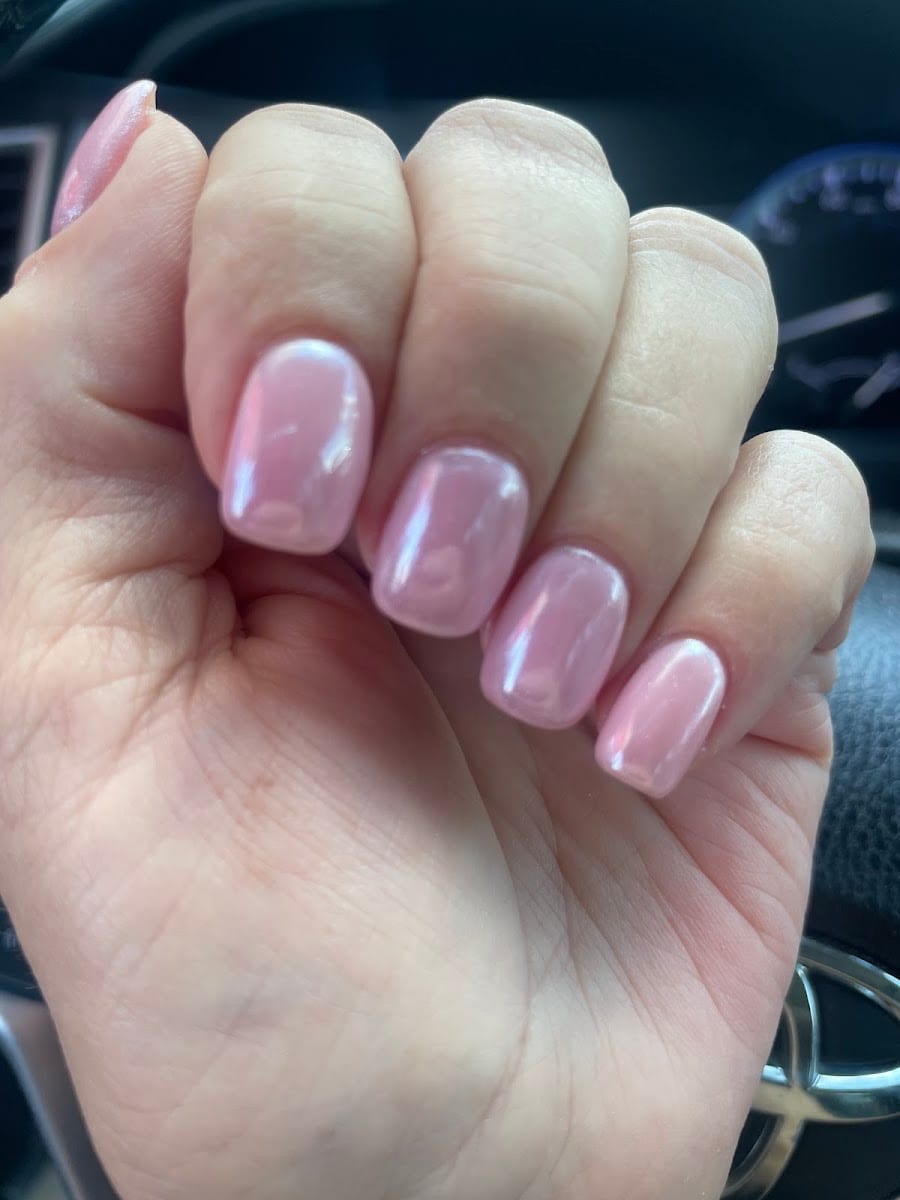 4 Seasons Nails & Spa