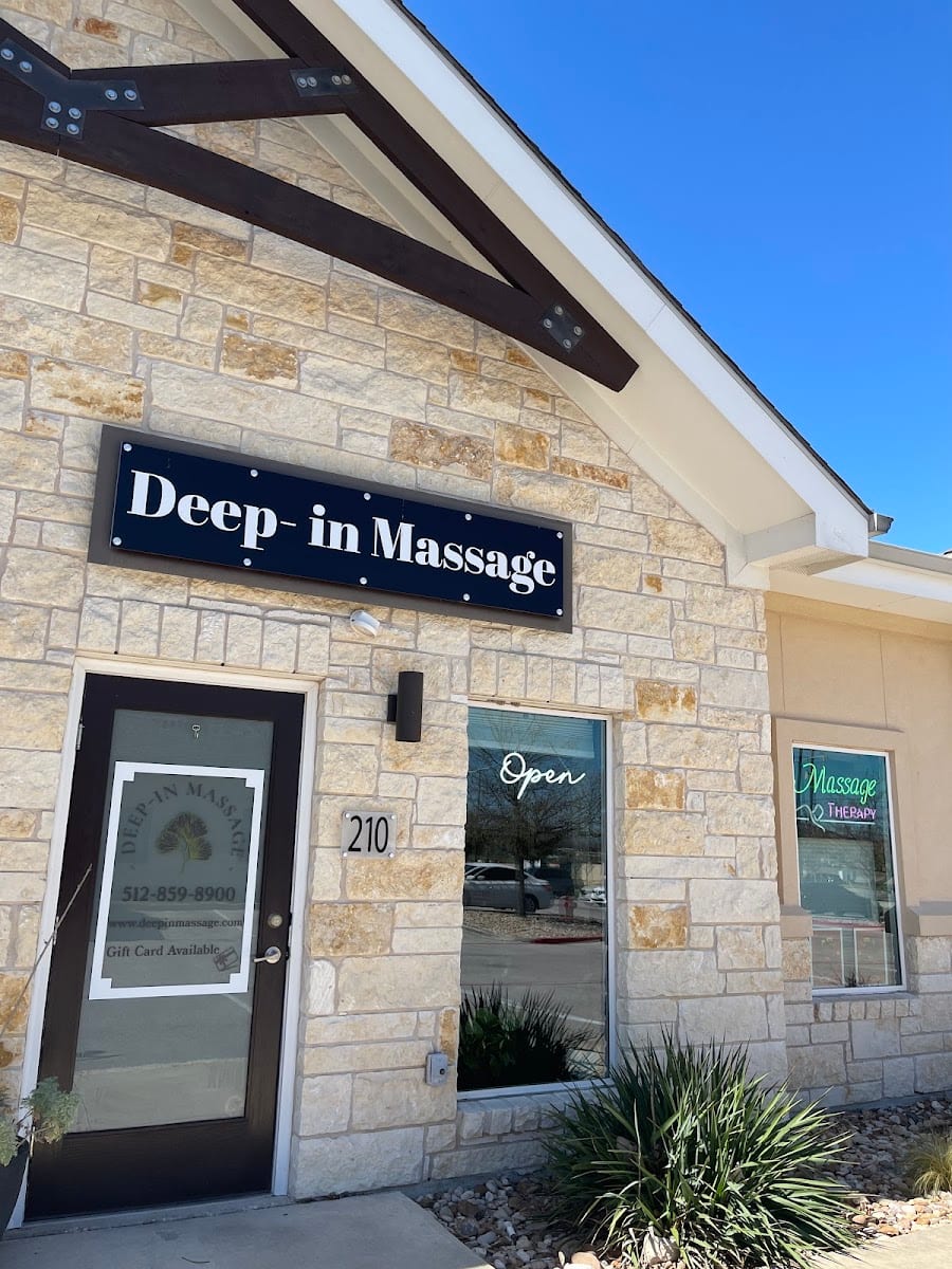 Deep-In Massage & Head Spa, photo 2