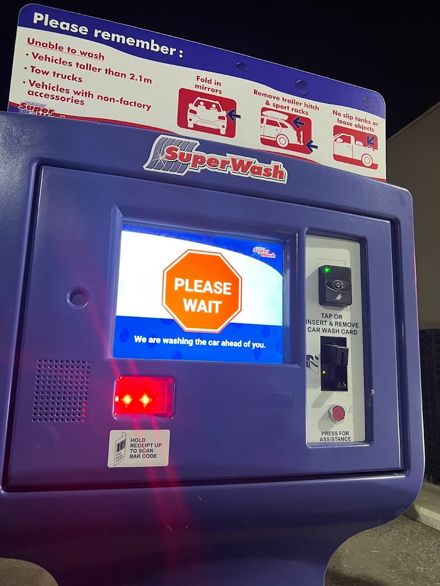 Petro-Canada & Car Wash, photo 4