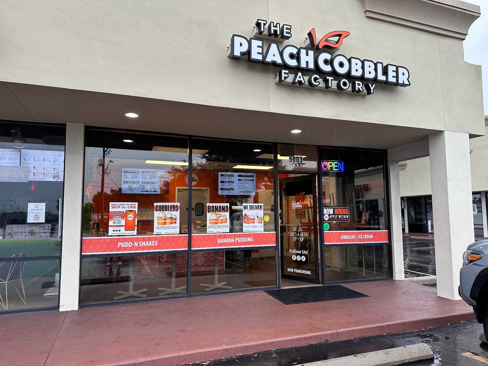 The Peach Cobbler Factory Tampa/USF, photo 2