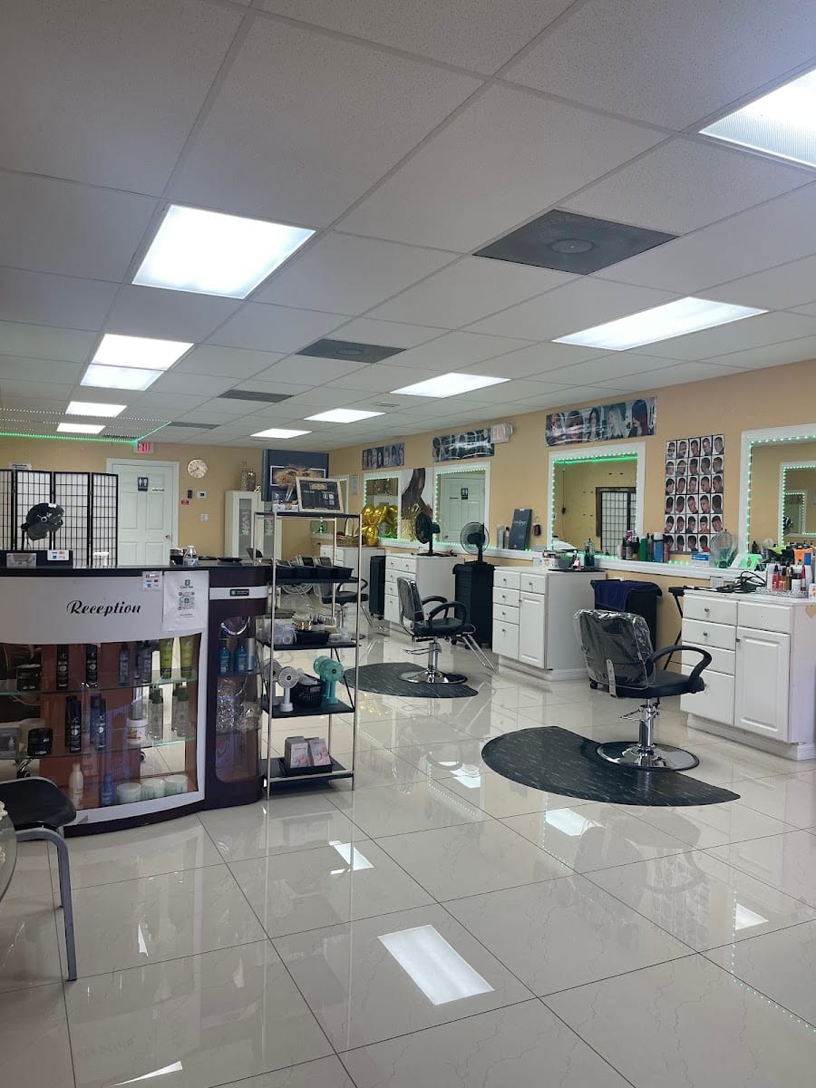 Latina Beauty salon, photo 2