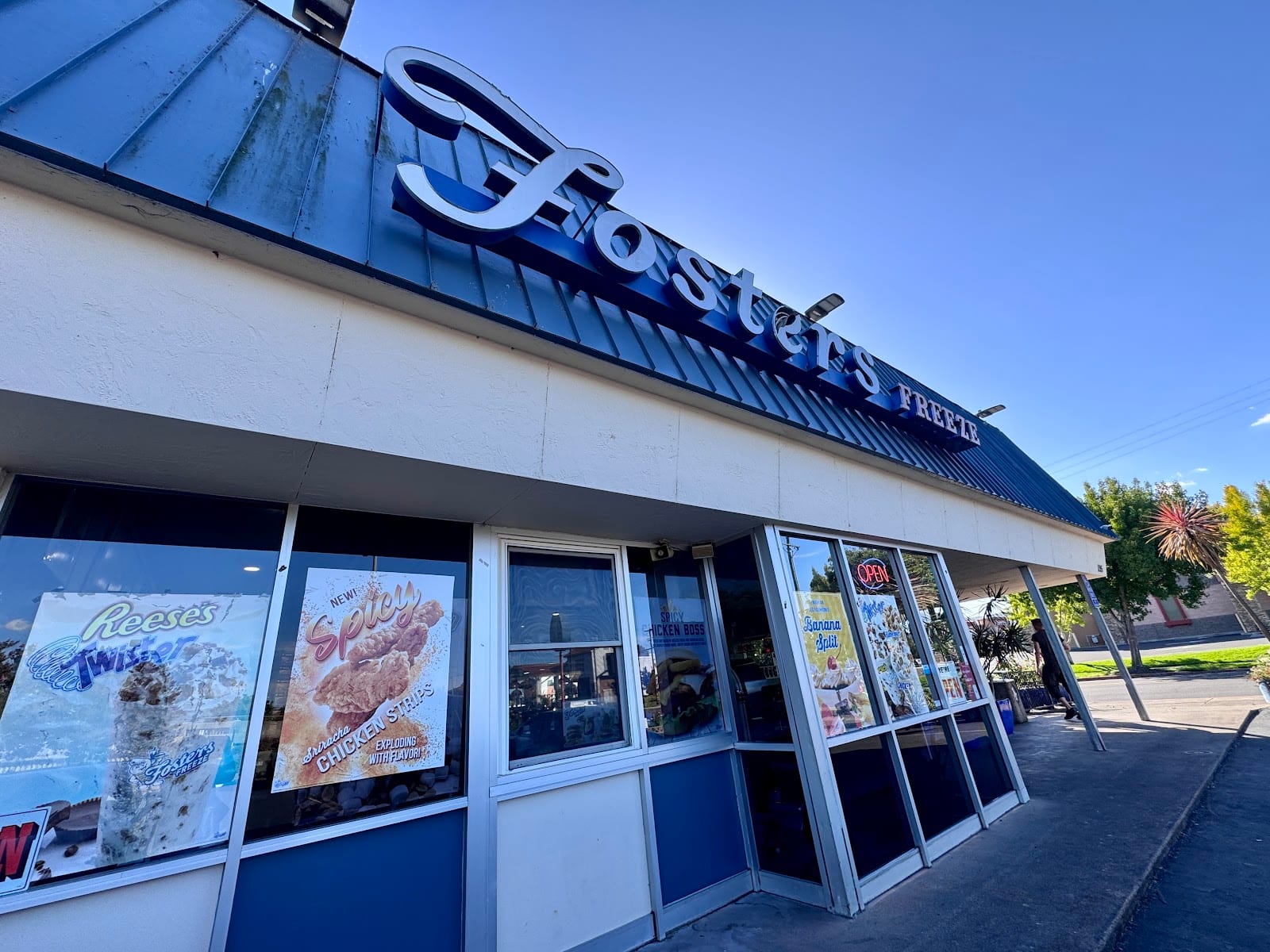Fosters Freeze