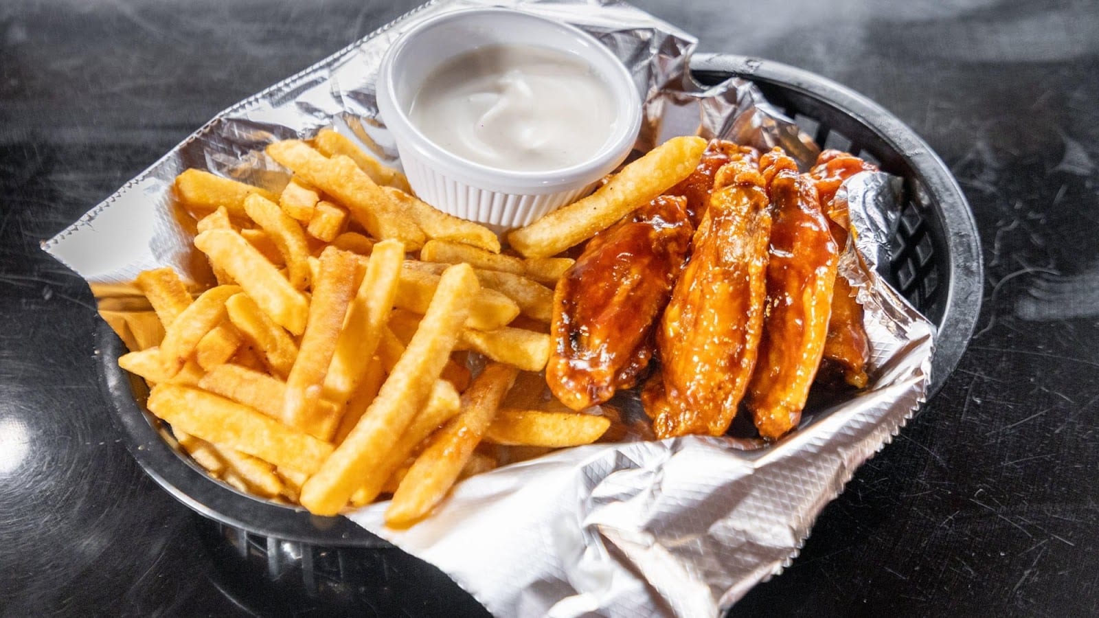 DaBomb Sports Grill