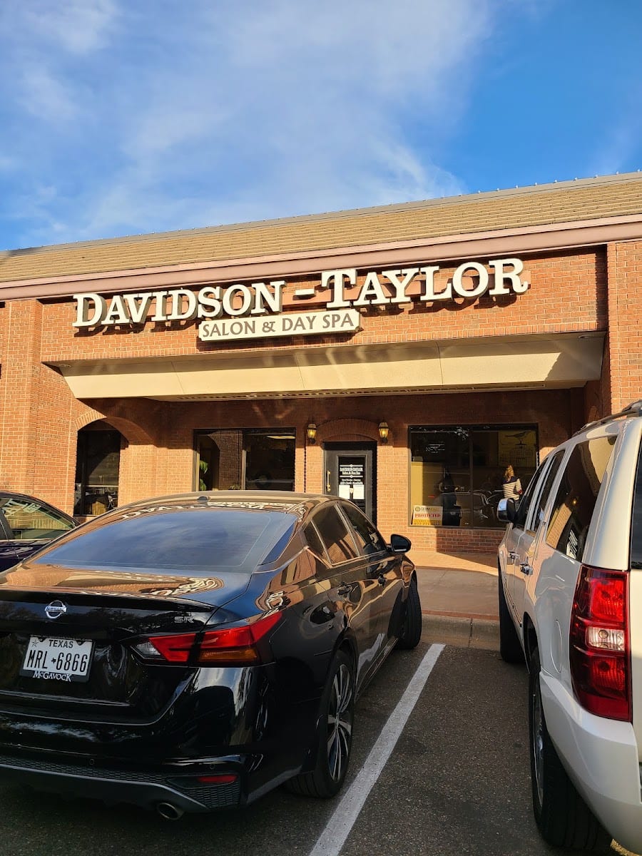 DT Salon Suites & Spa