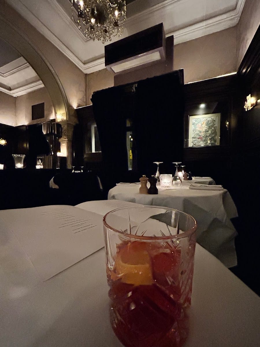 Franky's Bar