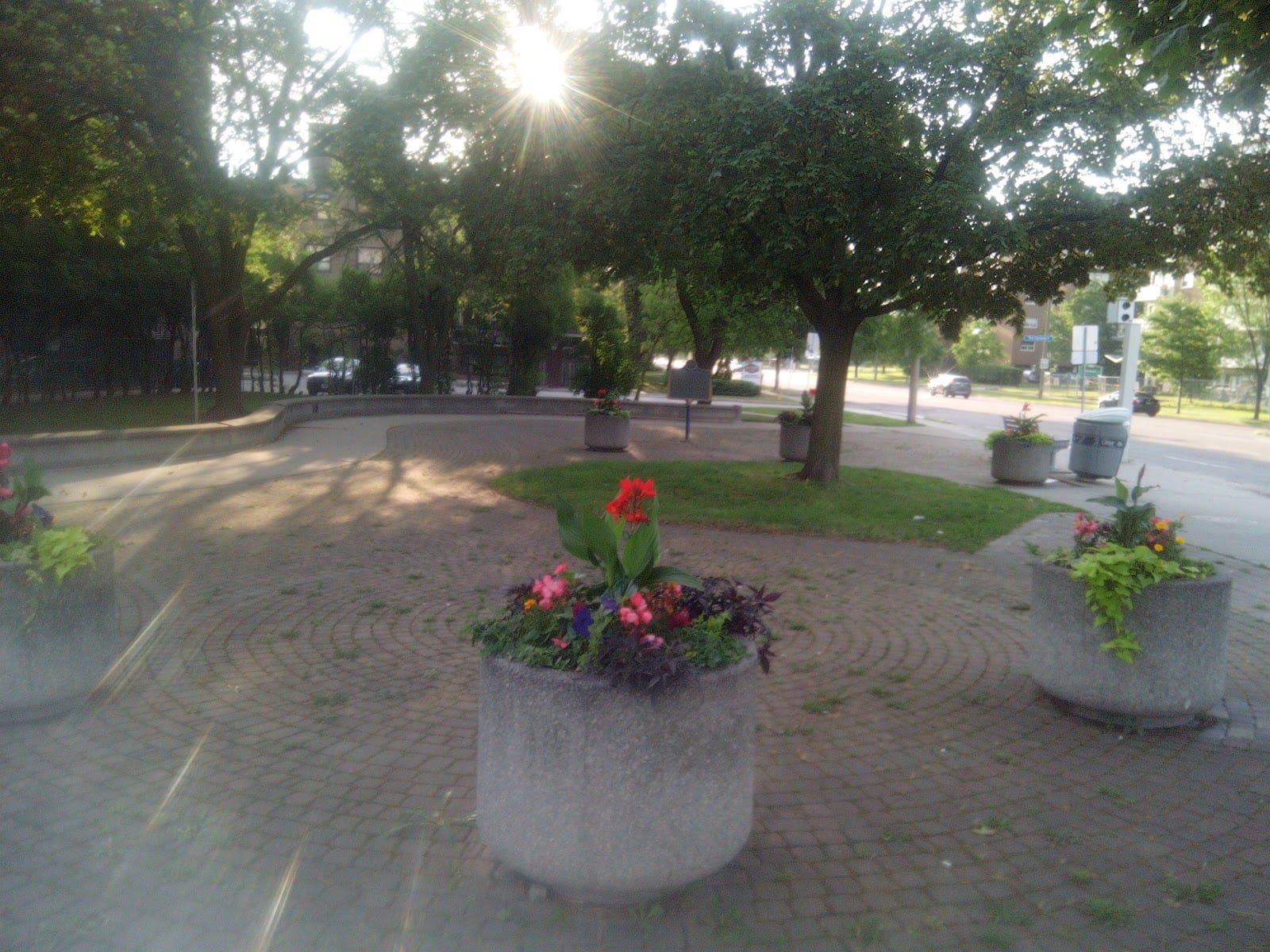 Macklin Hancock Park, photo 3