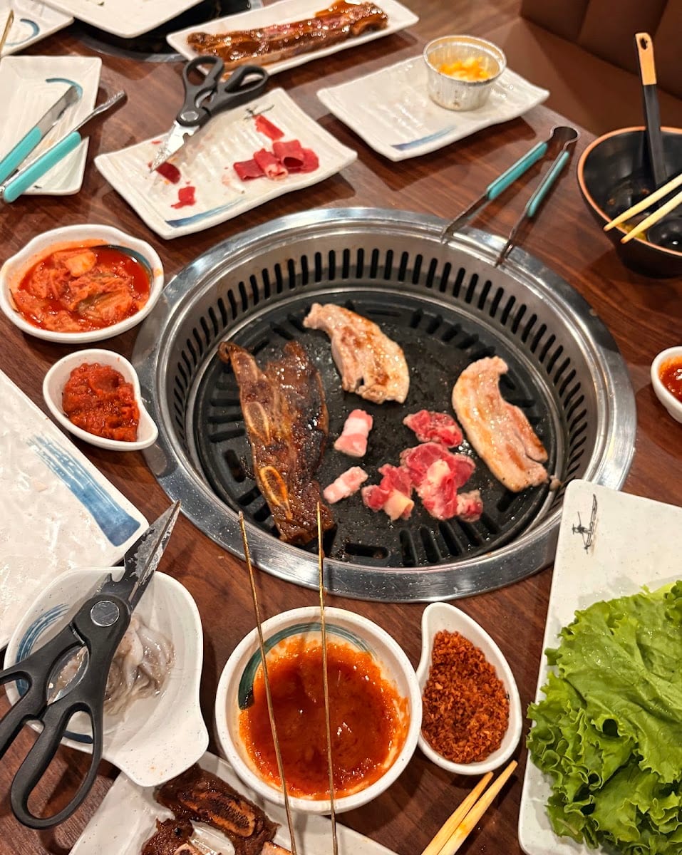 UNIQ BBQ & SHABU