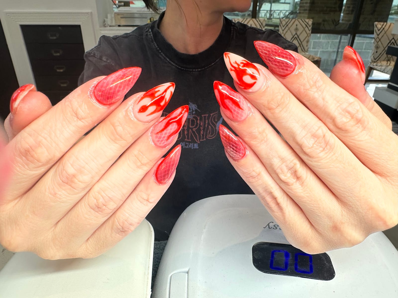 Eureka Nails, photo 2