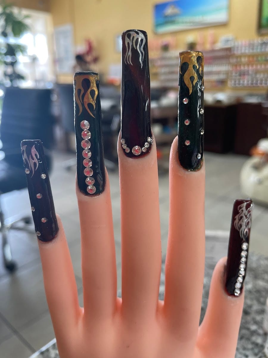 LV Nail Spa