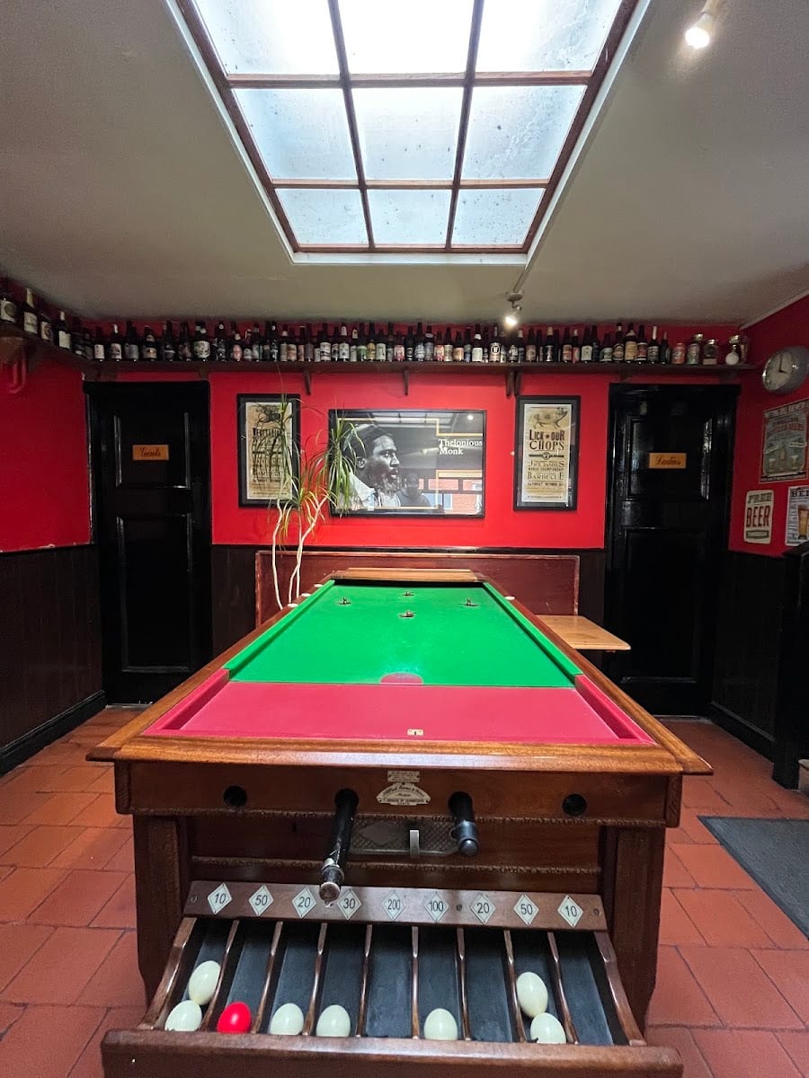 The White Lion, photo 3