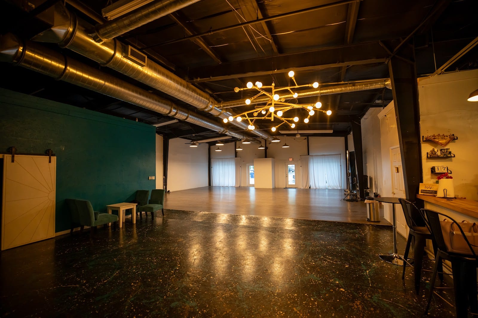 Spinning Canvas Event Venue, photo 2