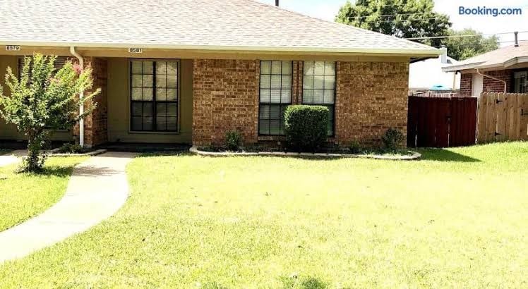Center Frisco & Convenience & Free Wifi/Park/Hulu