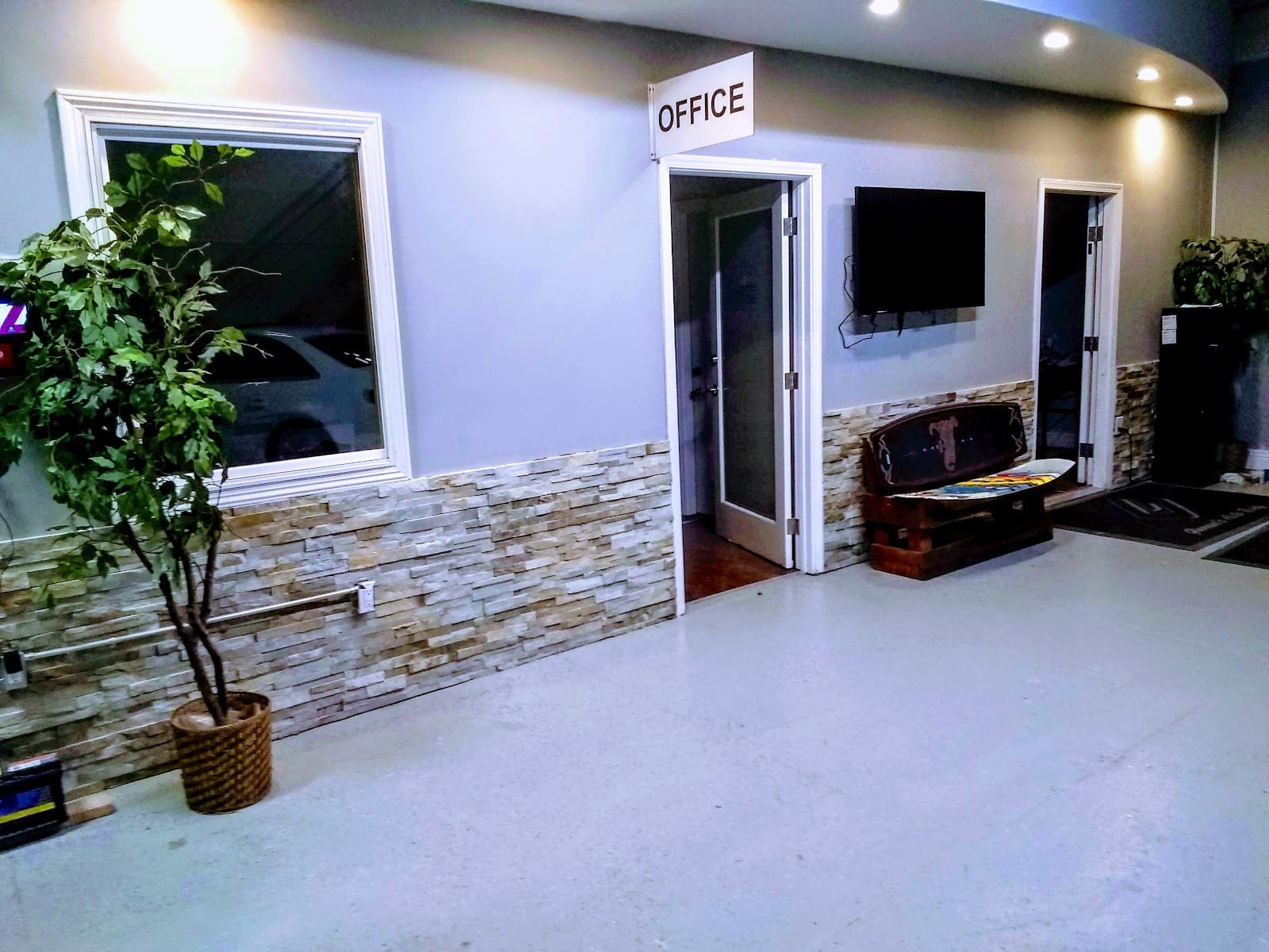 Giannini's Collision Center, photo 3