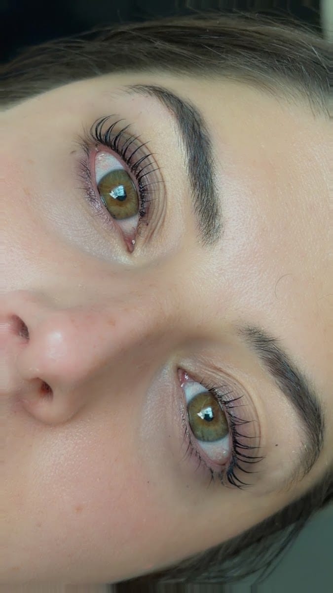 PrettyWinks Lash Lounge & Body Contouring