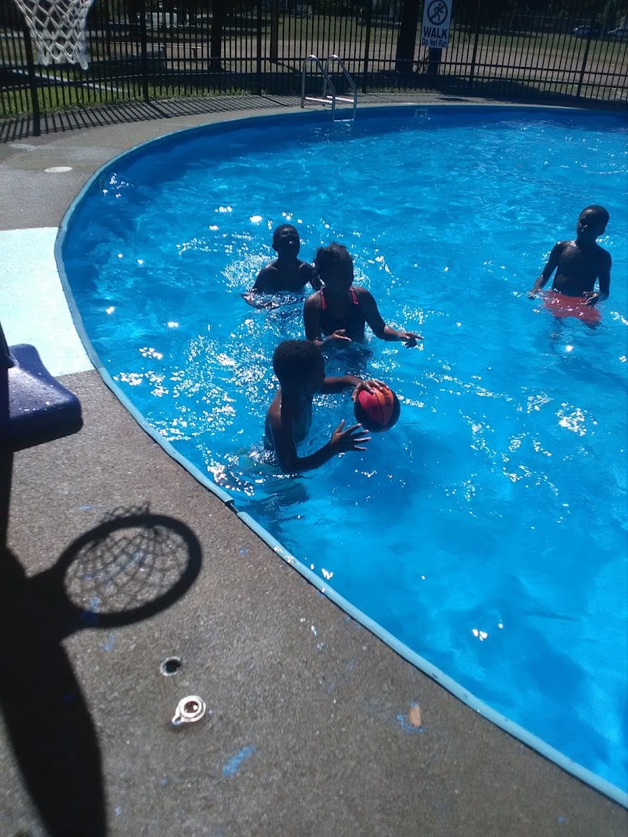 Willie Walker Lightfoot Recreation Center, photo 2