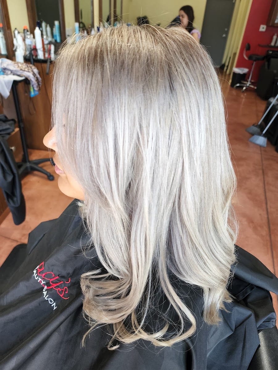 Gracy's Beauty Salon, photo 3
