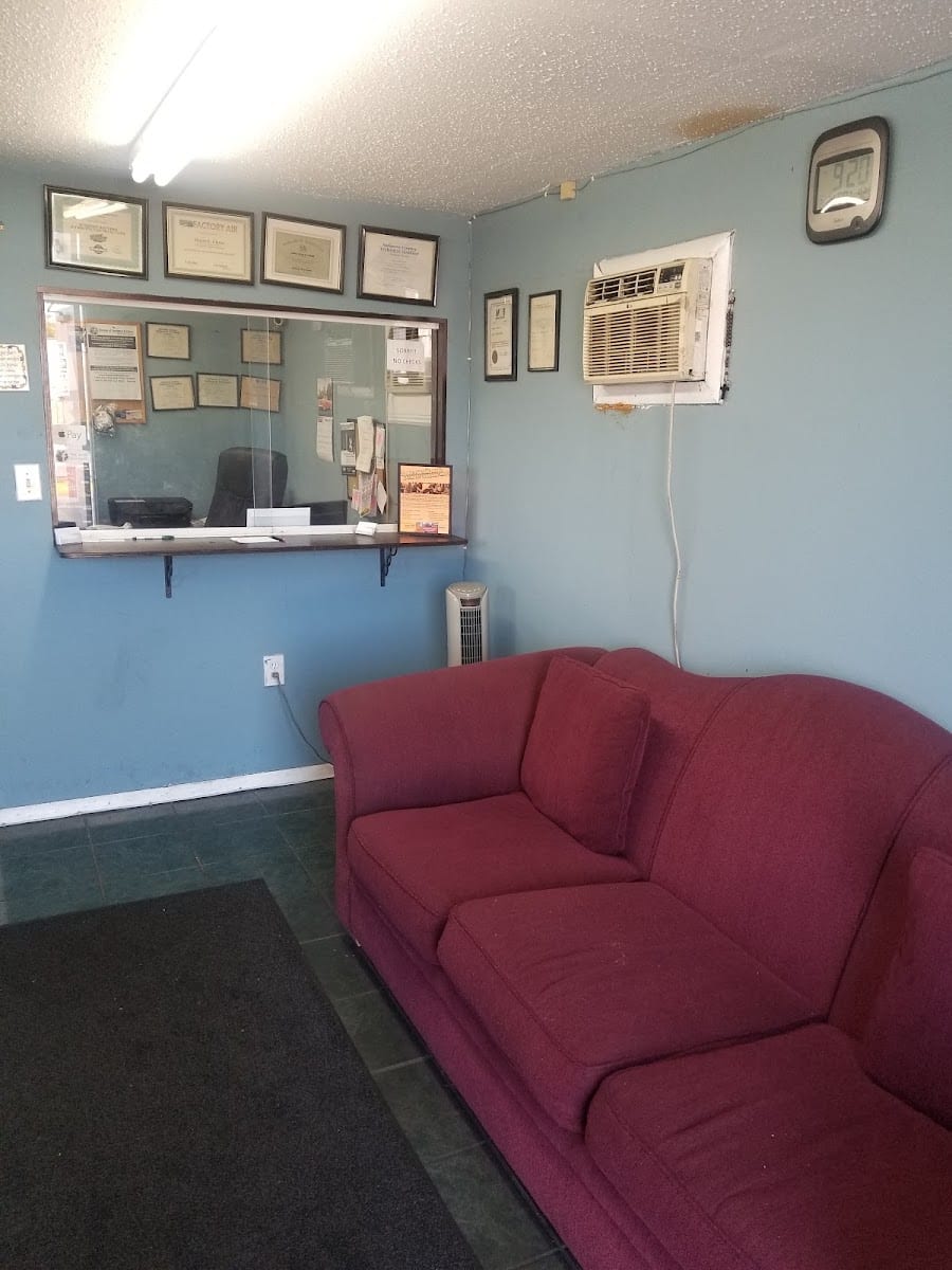 HQ Auto Center