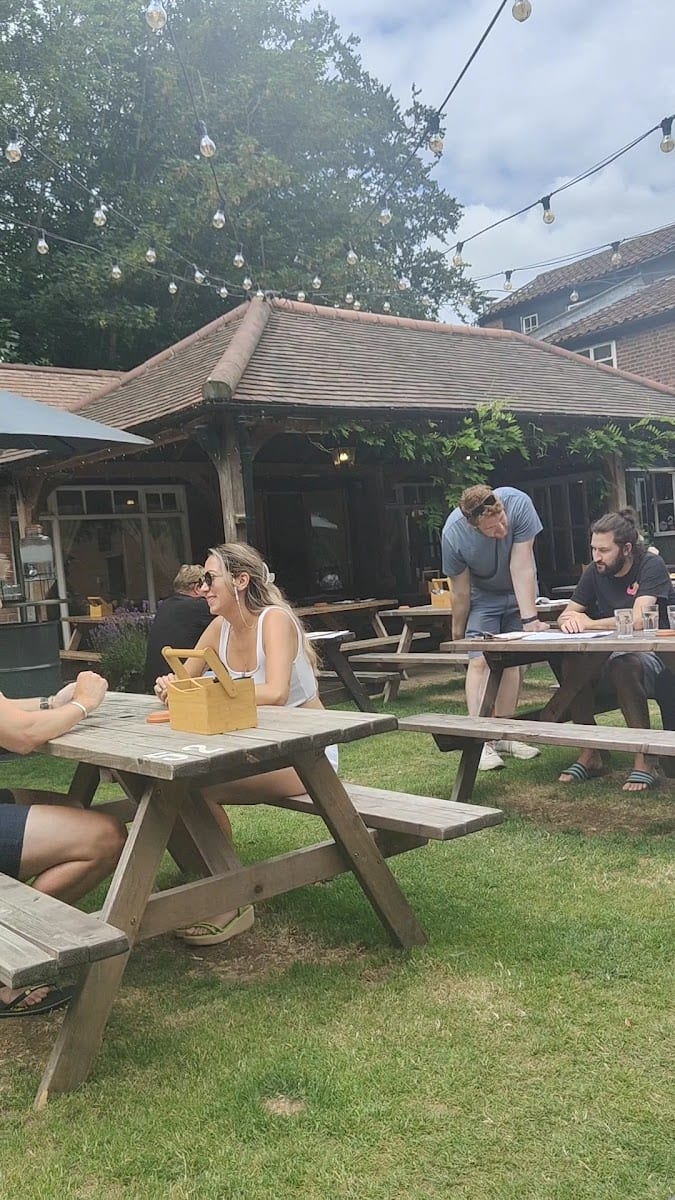 The Black Horse, photo 2