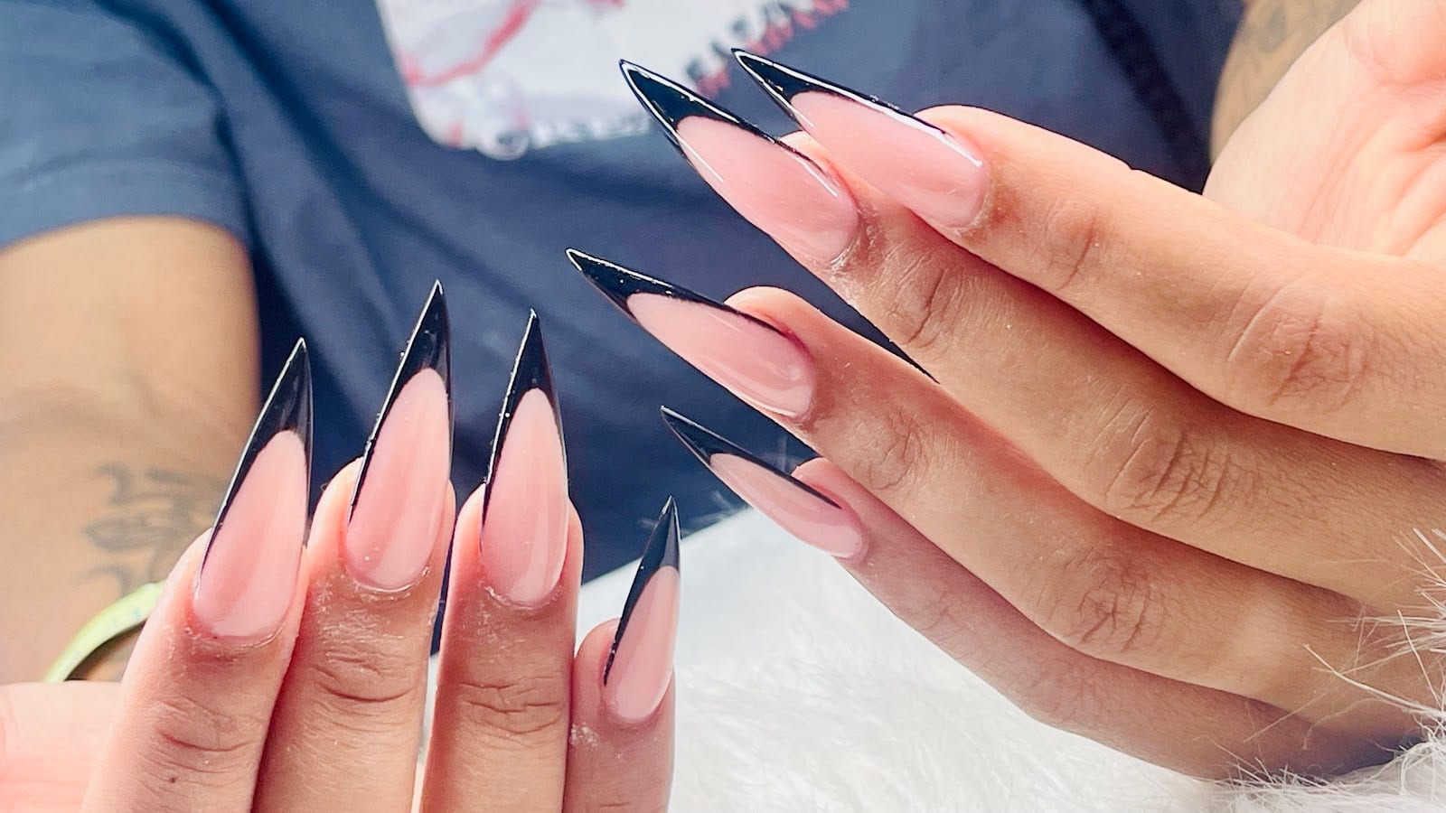Queens Nails