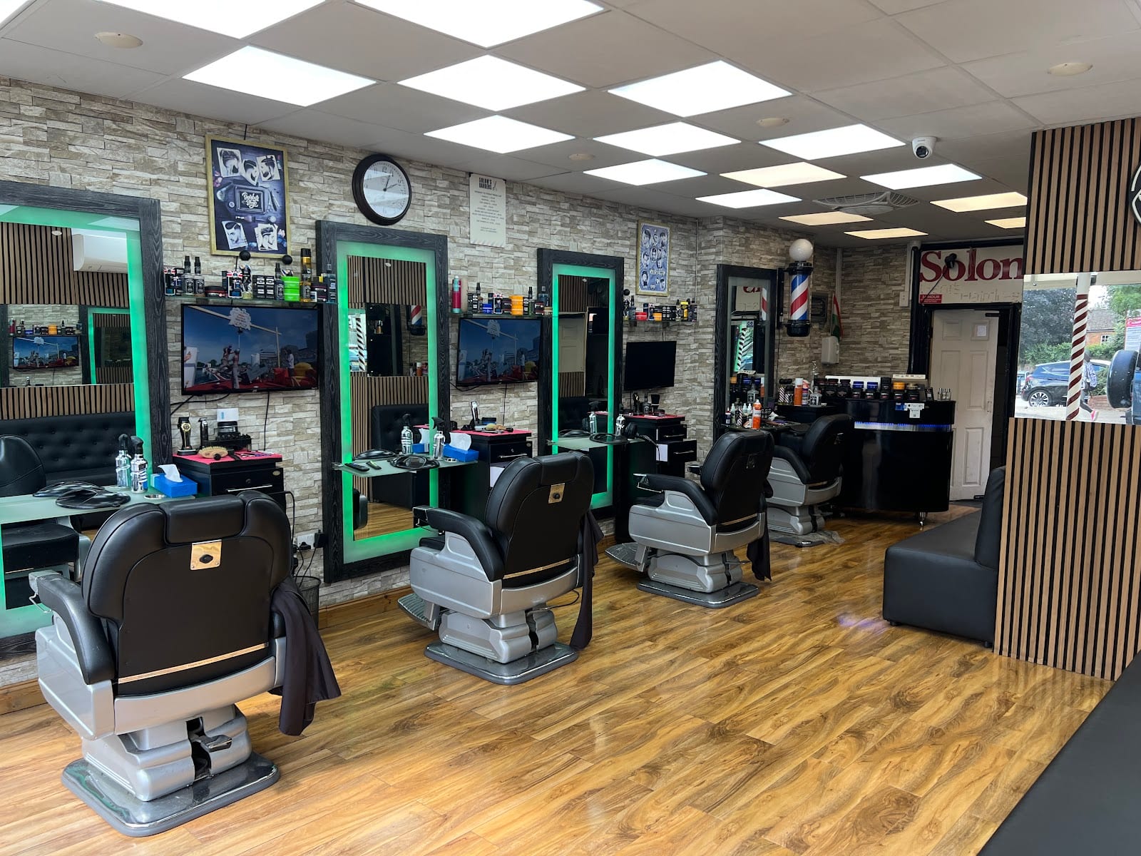Solon's Gent's Hairdressing