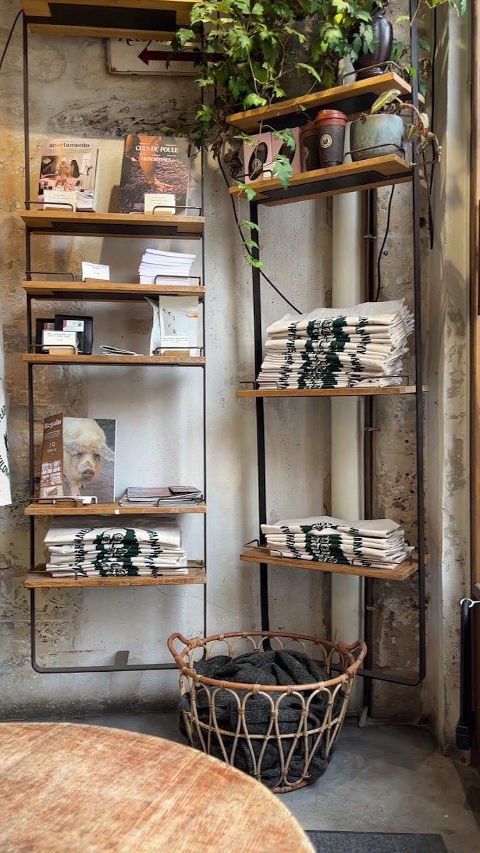 Shakespeare and Company Café, photo 2