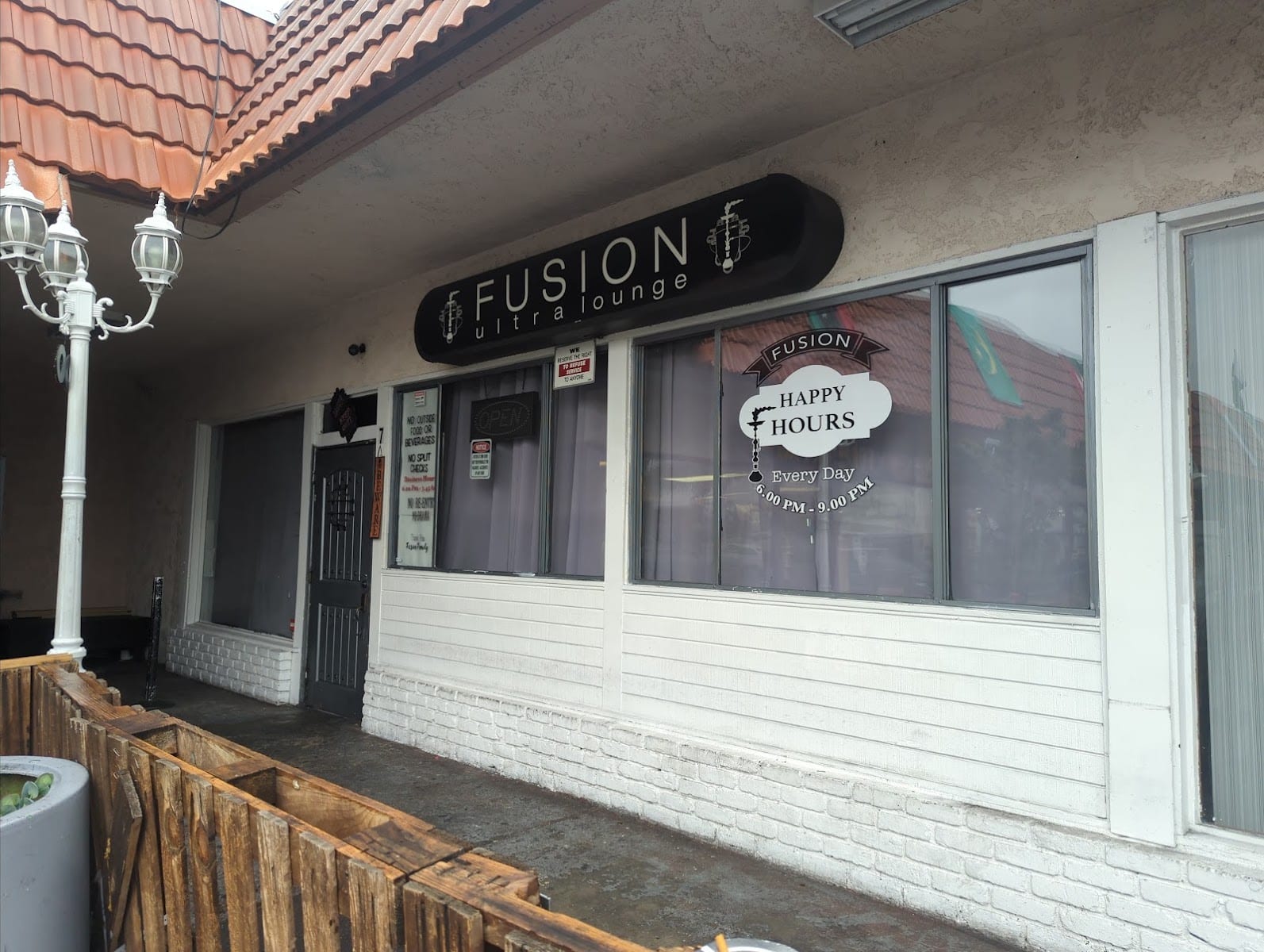 Fusion Ultra Lounge - Hookah Bar