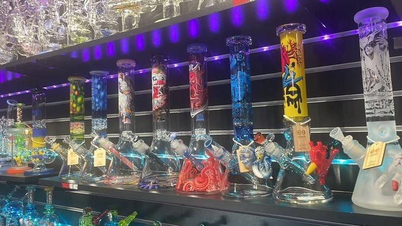 Alien Smoke Vape Shop