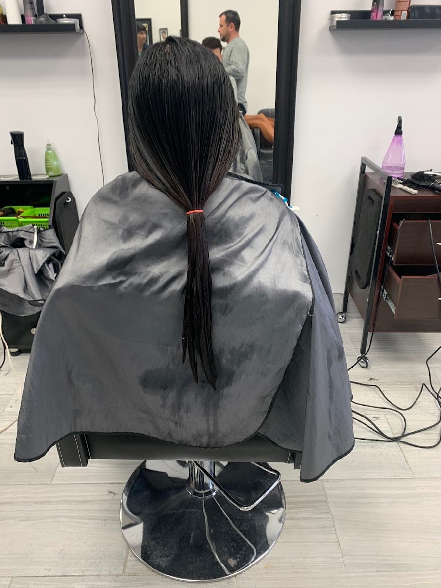 A&T Hair Salon