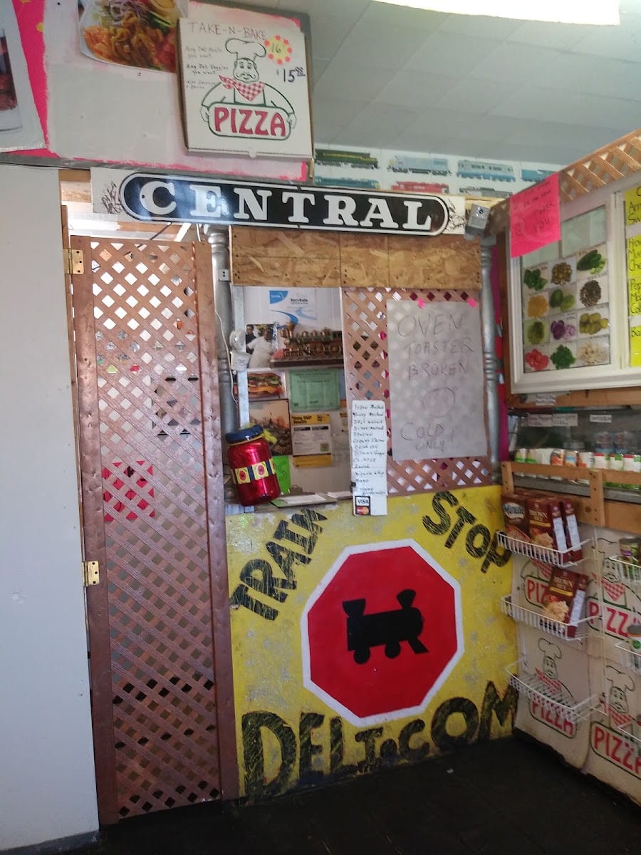 TRAIN STOP DELI, photo 4