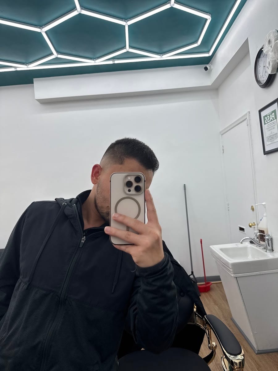 SuperB Barbershop