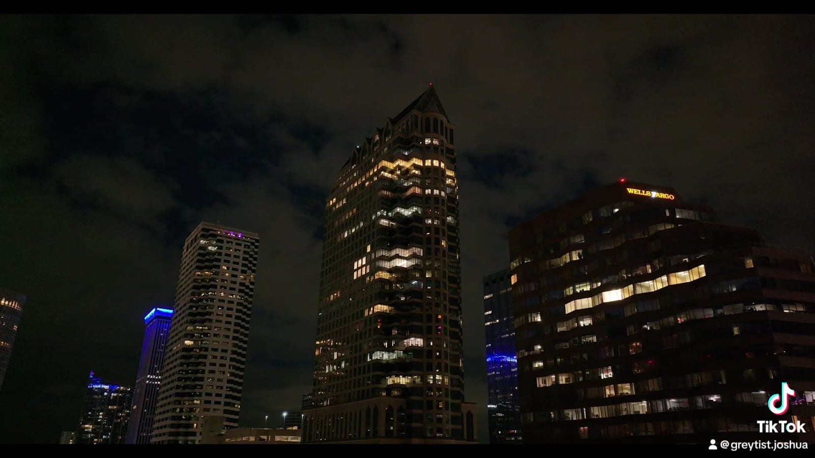 Tampa Riverwalk, photo 2