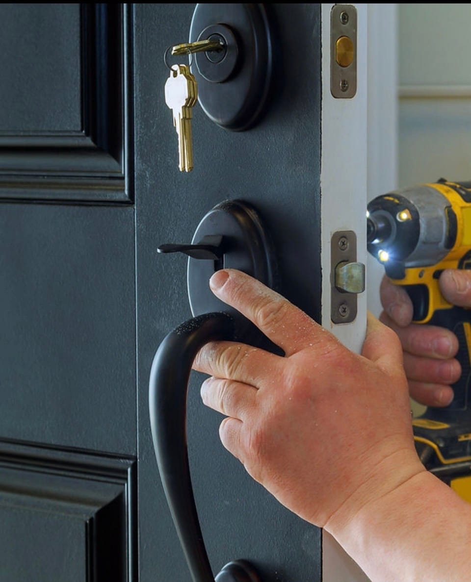 Lockswift Solution LLC