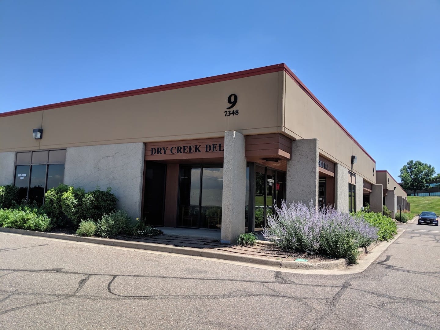 Dry Creek Deli