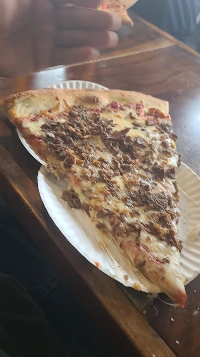 Benny Cantiere's Pizza, photo 2