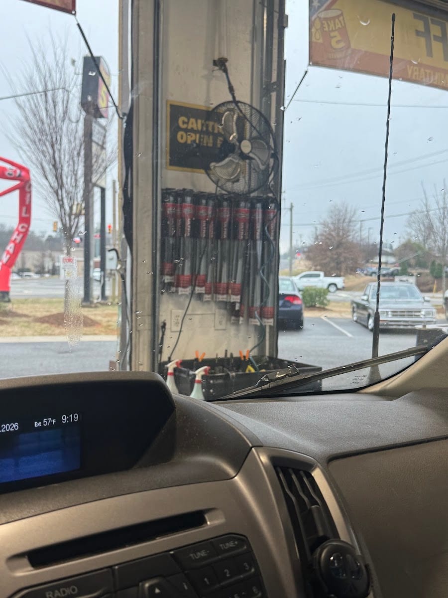 Take 5 Oil Change, photo 4