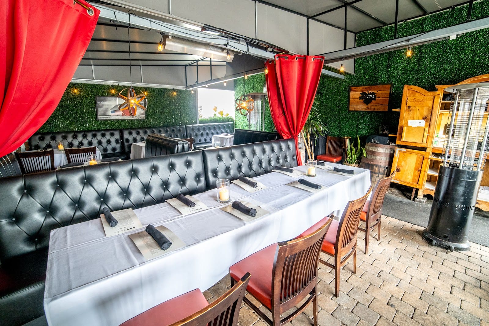 Vine Restaurant & Bar, photo 2